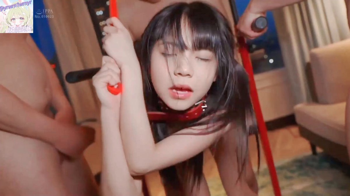 「长视频」妖娆妩媚 死老头!你掐他脖子干嘛!!!妹子都给你们玩了,还把别人弄哭。畜生呐!!!!