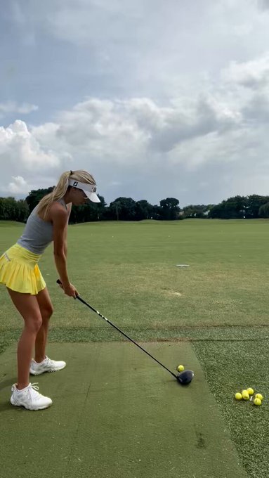 My favorite sound ⛳️ https://t.co/7PveTjUWC4