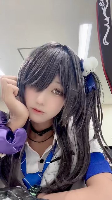 Twitterのコスプレ動画4