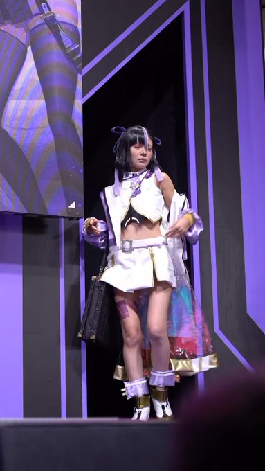 Twitterのコスプレ動画1