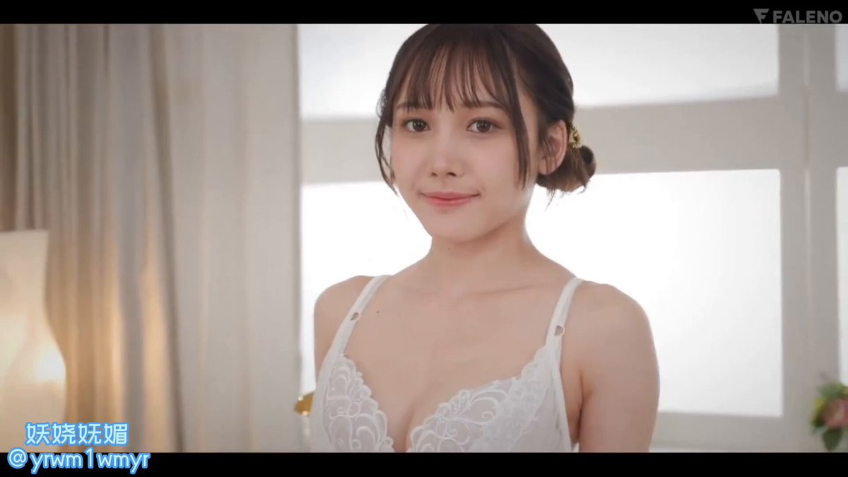 「
短视频」朵莉亚💕 卡哇伊妹子就应该弄卡哇伊发型,御园もも 8月份作品看起来可爱多了。特别是泡泡浴的时候特别可爱,让人有种怜香惜玉的感觉。娇小的身材加上迷离的眼神,恨不得把蛋都塞到逼里面!