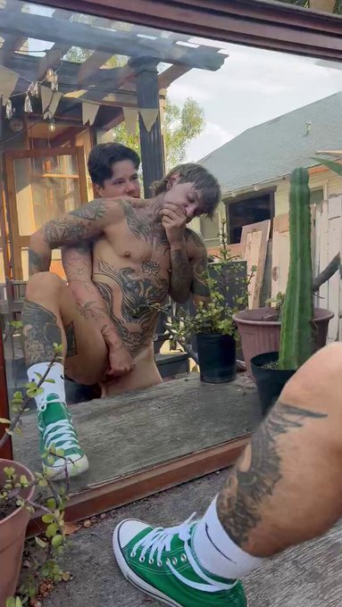 New Crush Alert‼️@Lilmuttb0y fucked me soooo good, had me all subby & desperate… ??? https://t.co/YB