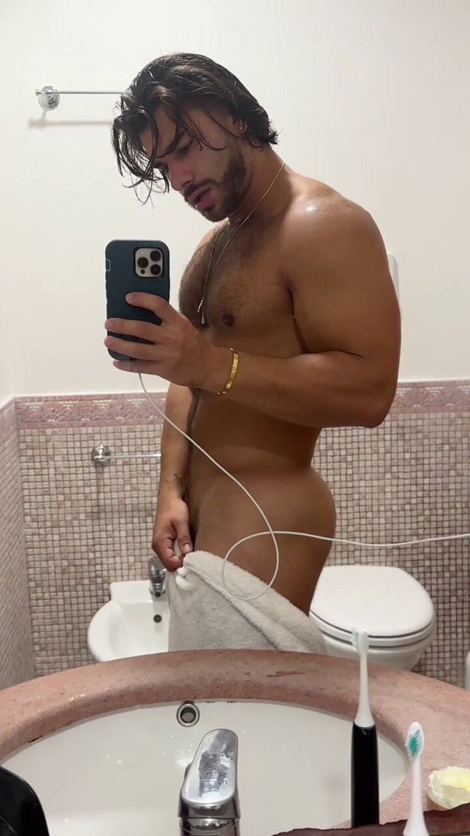 RT @XJessejr: IN ITALY… need a twink to fuck. DM me for a 20241015020634