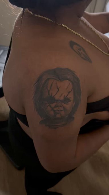 2 pic. $300 HORROR PORTRAITS, TAP IN ?
https://t.co/0TxjFOPJ6t https://t.co/iKMqT86Jjf