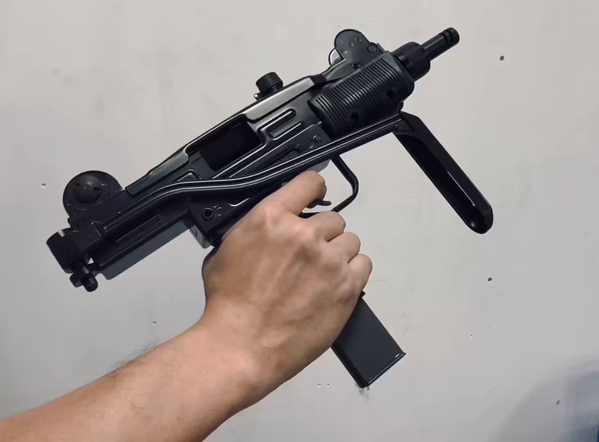ノースイースト　UZI ウージー　フロンマガジン　2本セット 新品未使用未開封 ノースイースト UZI ウージー フロンマガジン 2本セット 新品未