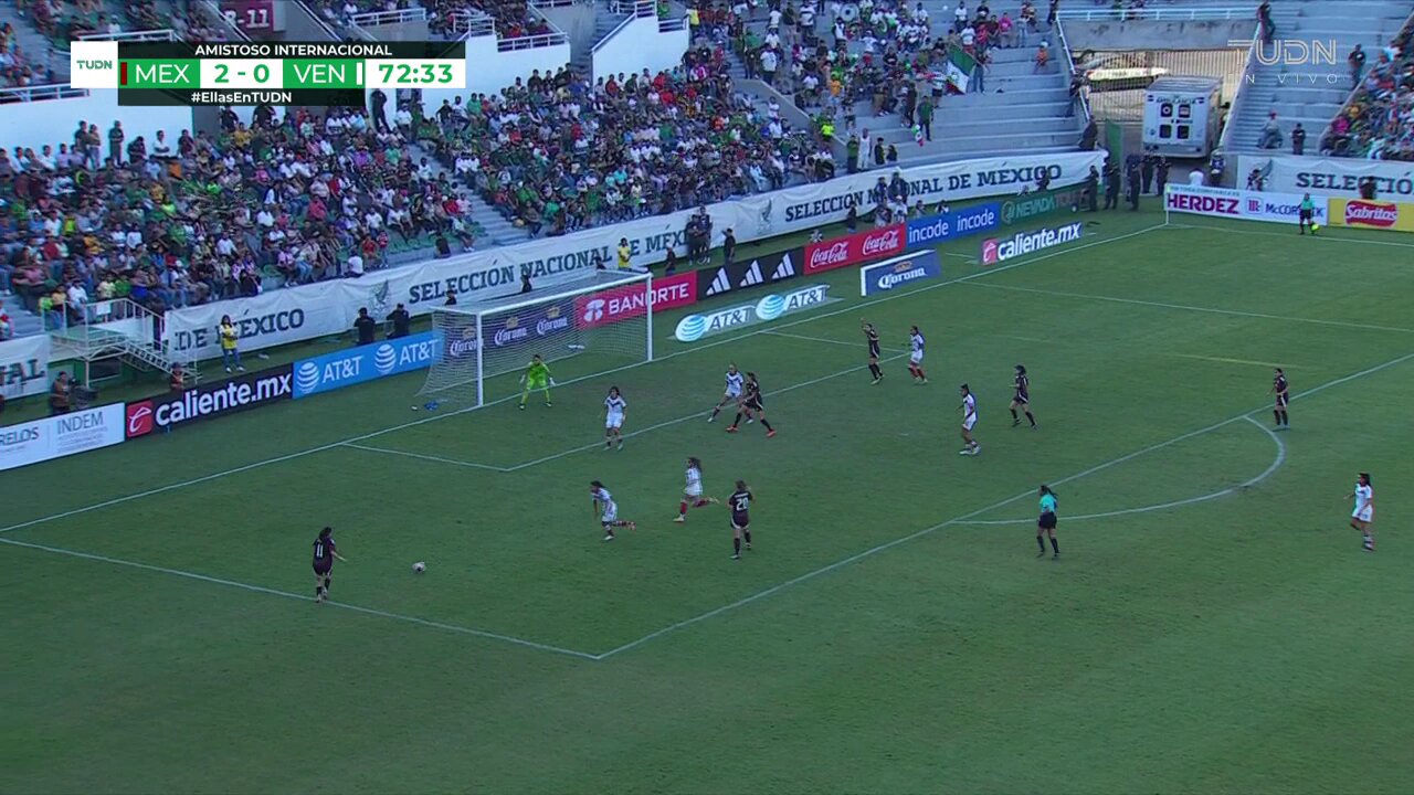 ¿Primer gol con Selección Mayor? 🤔Naaaaa, dice @nicolepj08 que mejor un doblete 😎#ConMéxicoSiempre