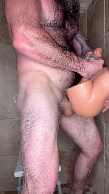 I hope that one day I don’t have to play with toys. https://t.co/zT9qwXvYNf