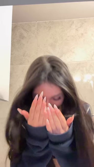 Benden oyuncu olmazmis ?‍? https://t.co/7vixtqp3dG