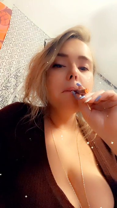 Queen of Disaster✨