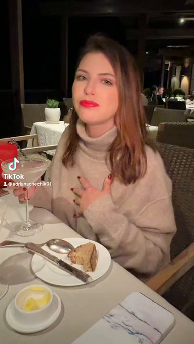 I show you guys what I tried on my 33rd birthday? A legit martini, it was SO good… ? https://t.co/zg