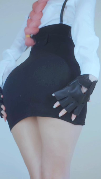 コスプレイヤーPeachMilkyのTwitter動画2