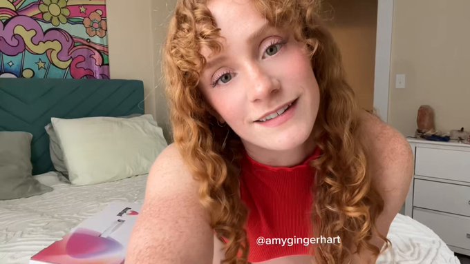 Unboxing my new machine from @AuxfunSextoys ? It’s a big day! https://t.co/NfuLi4qaao