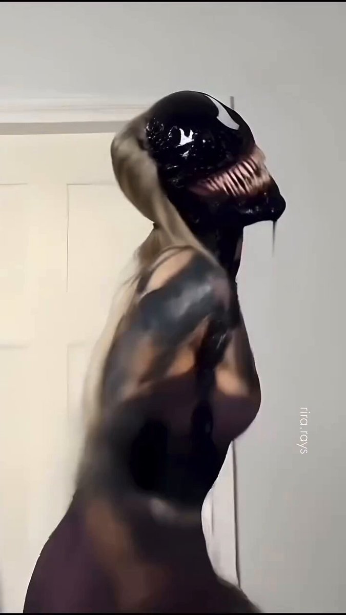 Venom 😈 https://t.co/EWWs6yLQVV