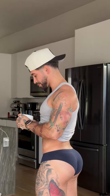 Morning 
.
https://t.co/ejGzxyrskj https://t.co/f4mFR59OJu
