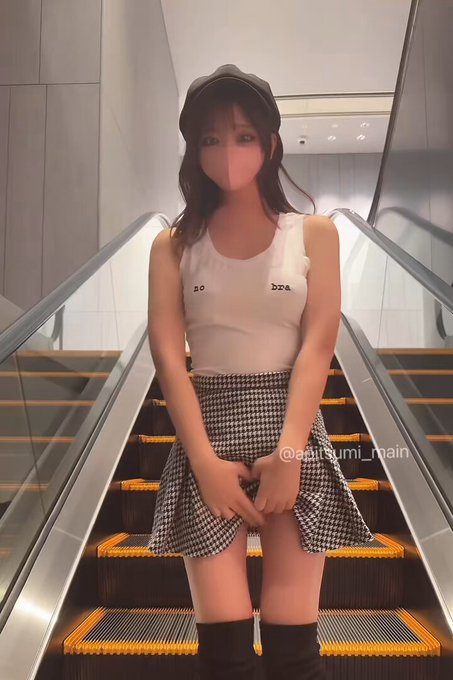 どこ見てるのー？｜元アイドルで今は保育園先生 あぴ（Api）さん@apitsumi_main