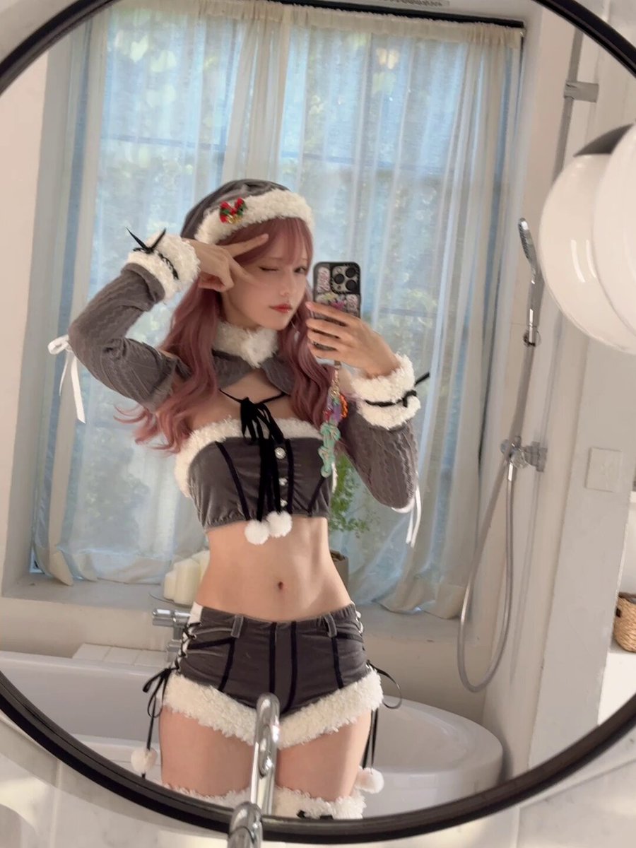 Video oleh @yamo8cos