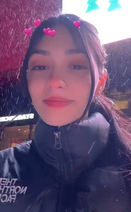 İlk defa kar görmüs masum izmirli https://t.co/m3Pf4WuhCp