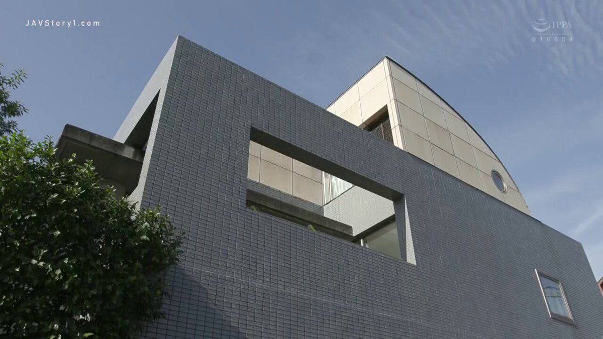 Gedung pencakar langit saksi