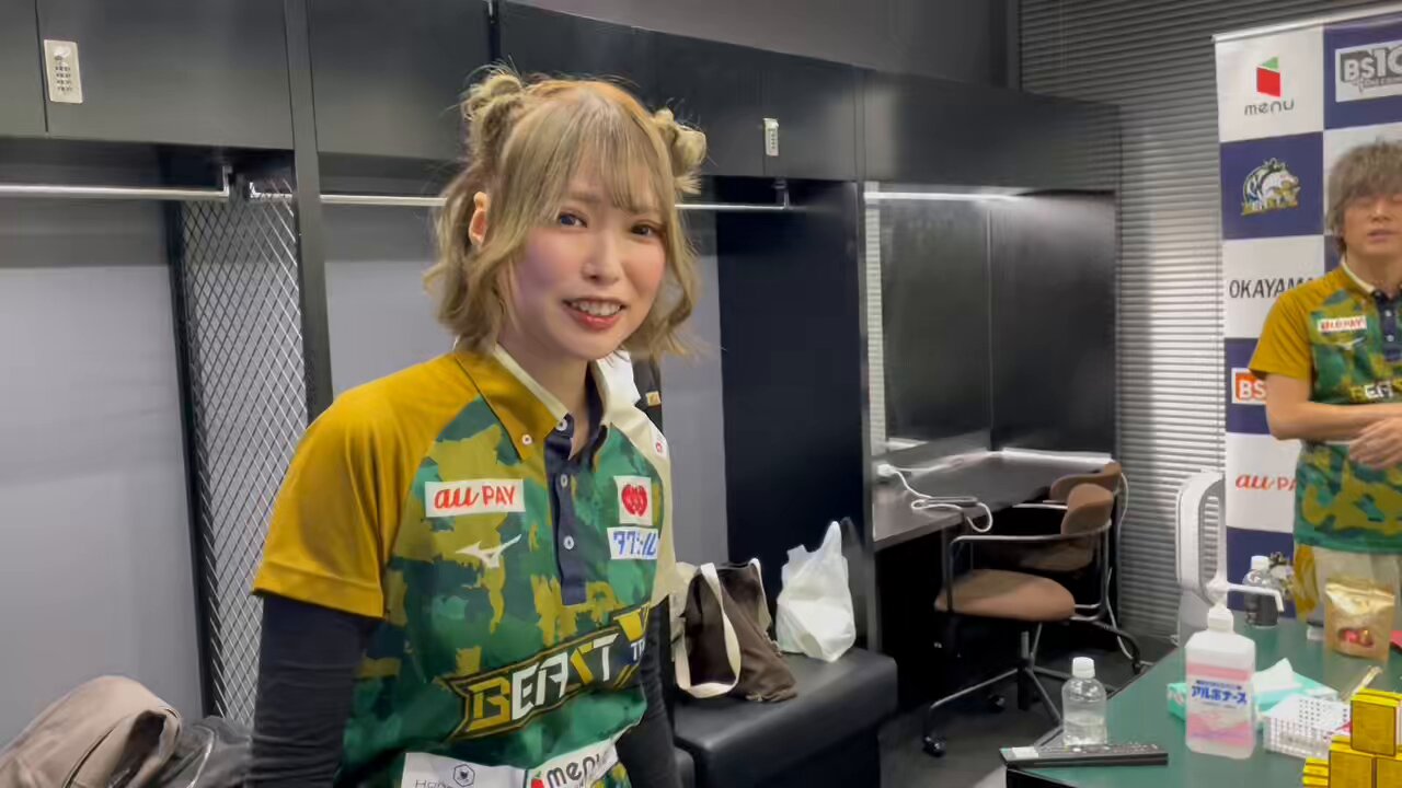 ★激レア★ 菅原千瑛（Mリーグ BEAST X）のサイン キュートな野獣・菅原千瑛、BEAST X最後のユニフォーム姿に