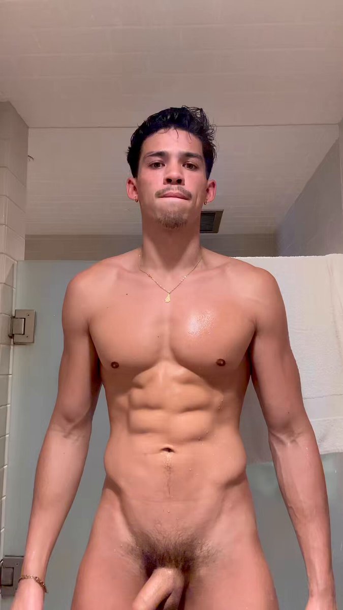 thaiguyyys video tweet