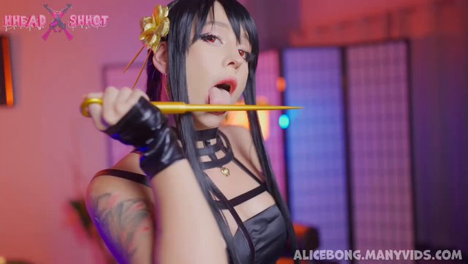 Yor got a huge dick deep in her ass while masturbating her pussy ?
Quickly look at this ?
⬇️⬇️⬇️
? https://t