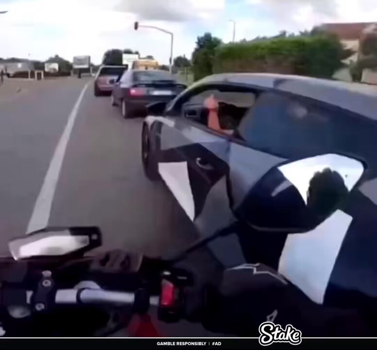 Chillest road rage confrontation ever 