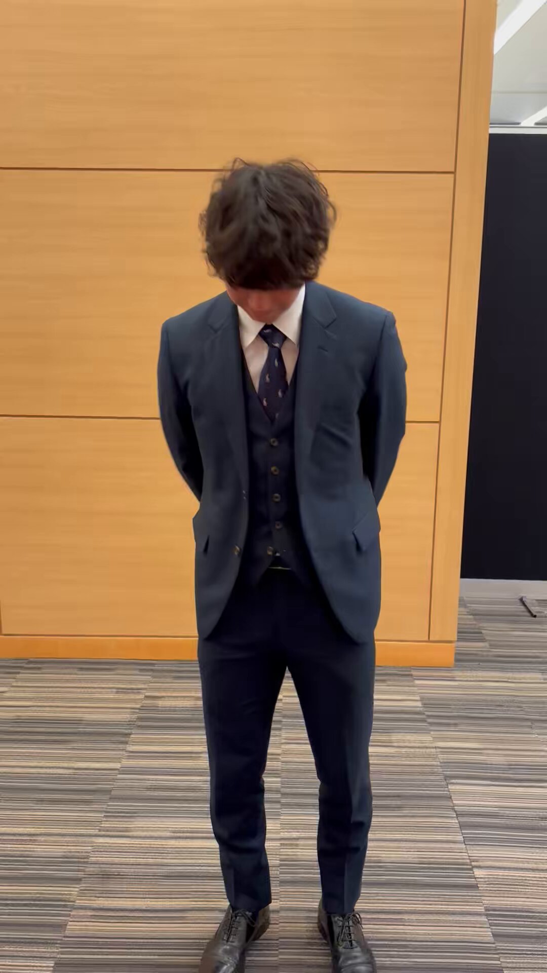 mqdefault.jpg