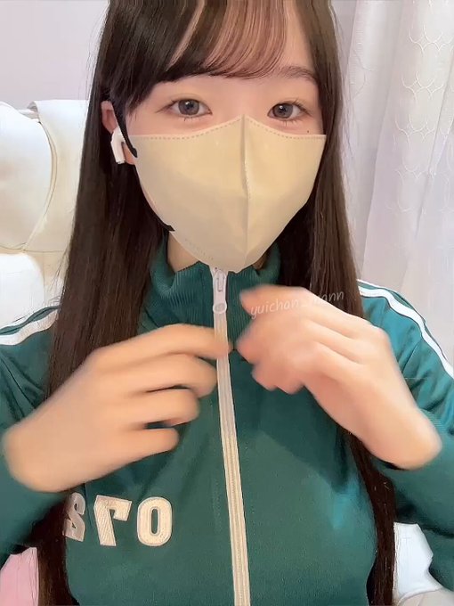 『イカせゲーム』する？先にイったら負けだよ🦑｜fanza チャットレディ はしもとゆいさん（@yuichan_mann）