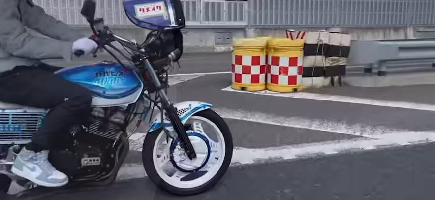 44 (よっしー)君 (@bikeabunai4) / X 44 (よっしー)君 (@bikeabunai4) / X