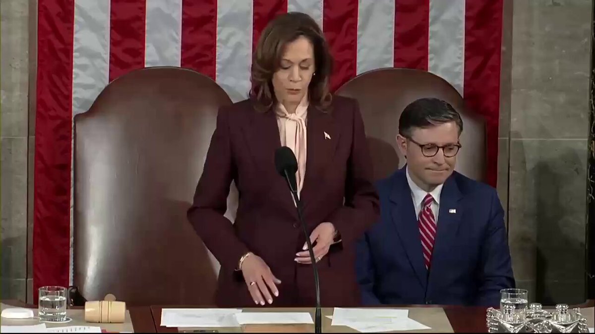VIDEO: Kamala verbally states Trump won and she lost in front of Congress to a rousing standing ovation. 