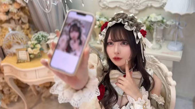 コスプレイヤーmonaのTwitter動画1