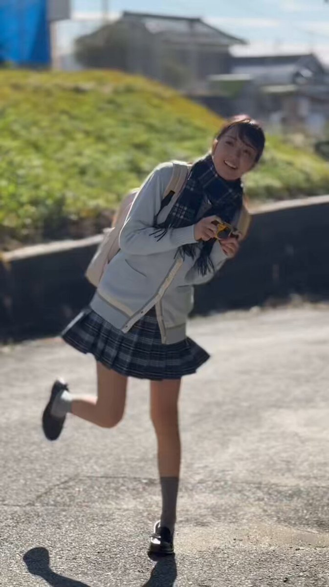 グラビア】堀口真帆さんが初ソロ表紙！ 「週刊ヤングマガジン20