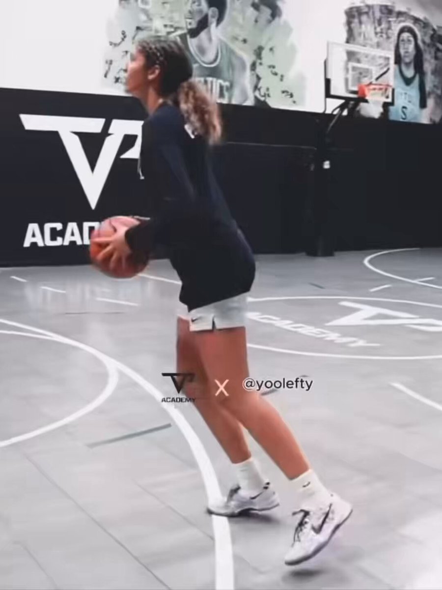 It’s not just them Peterson boys, the girls are 🔥 too! Show love and follow my daughter, she’s a 6’1 freshman in High School IG: .peterson20