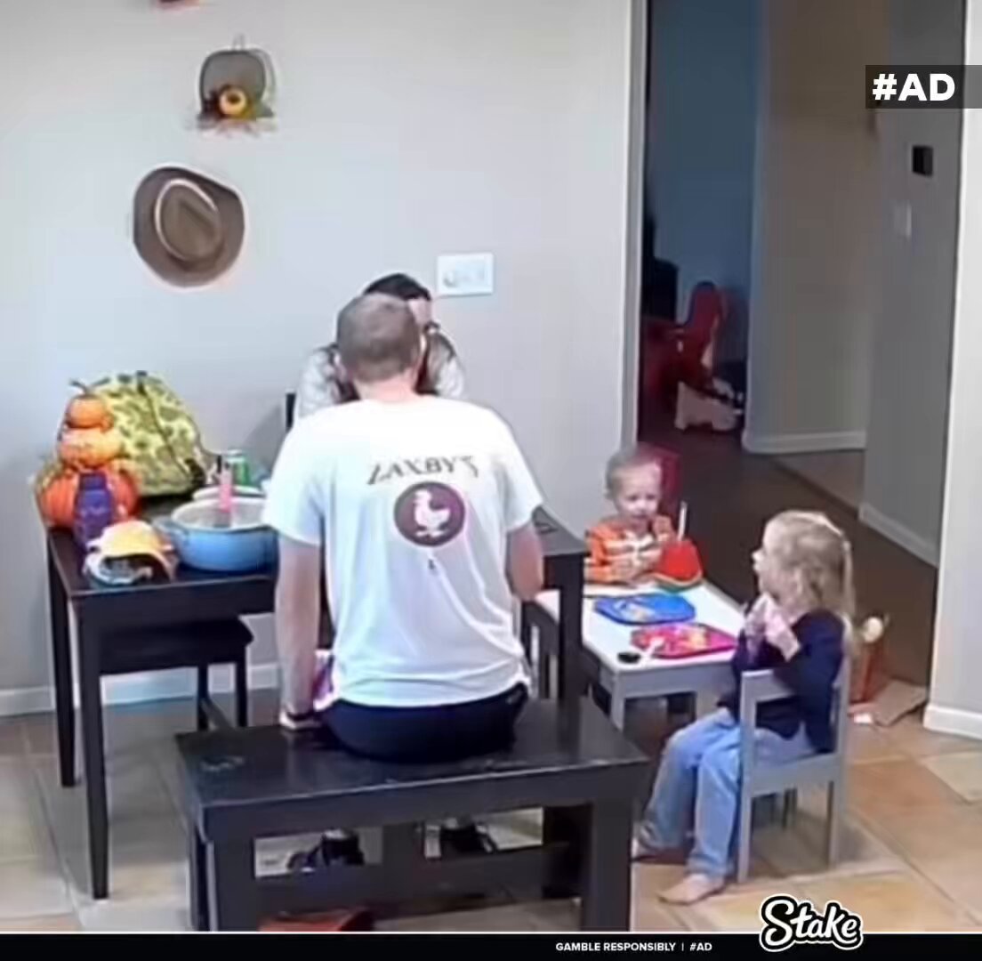 This is top tier parenting. Dad turns. Mom disciples. Both laughing after. 