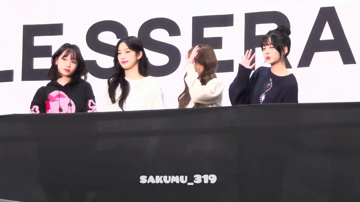 KBS 友情コンサート 全員サイン 直筆 ルセラフィム 公式品 EASY サイン会トレカ】全員 ルセラフィム musicplant - メルカリ