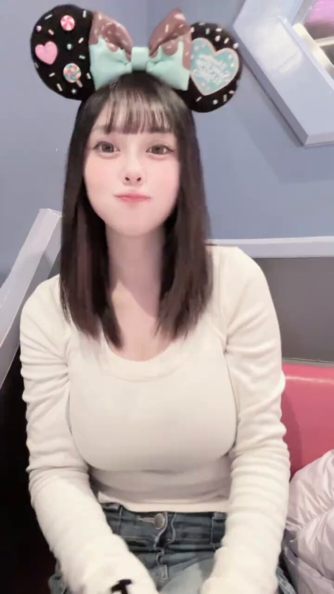 ちょこちゃん☺︎ こんなんで喜ぶ人手あげて