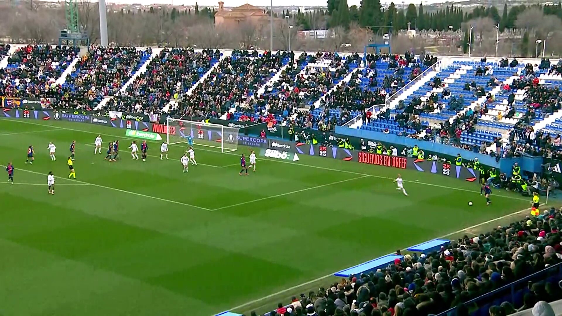  85'📺 @la2_tve#SupercopaDeEspañaIberdrola false #FutFemRFEF