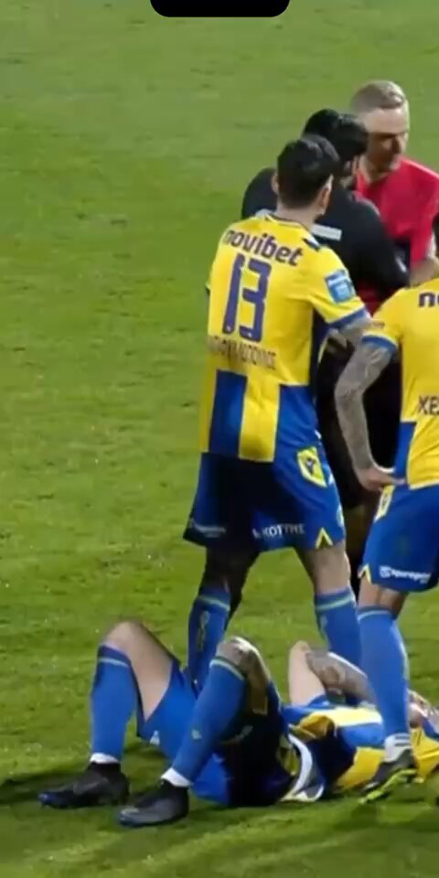 https://pbs.twimg.com/amplify_video_thumb/1884174608829480960/img/kCqpKdv8mpAqqU66.jpg:orig