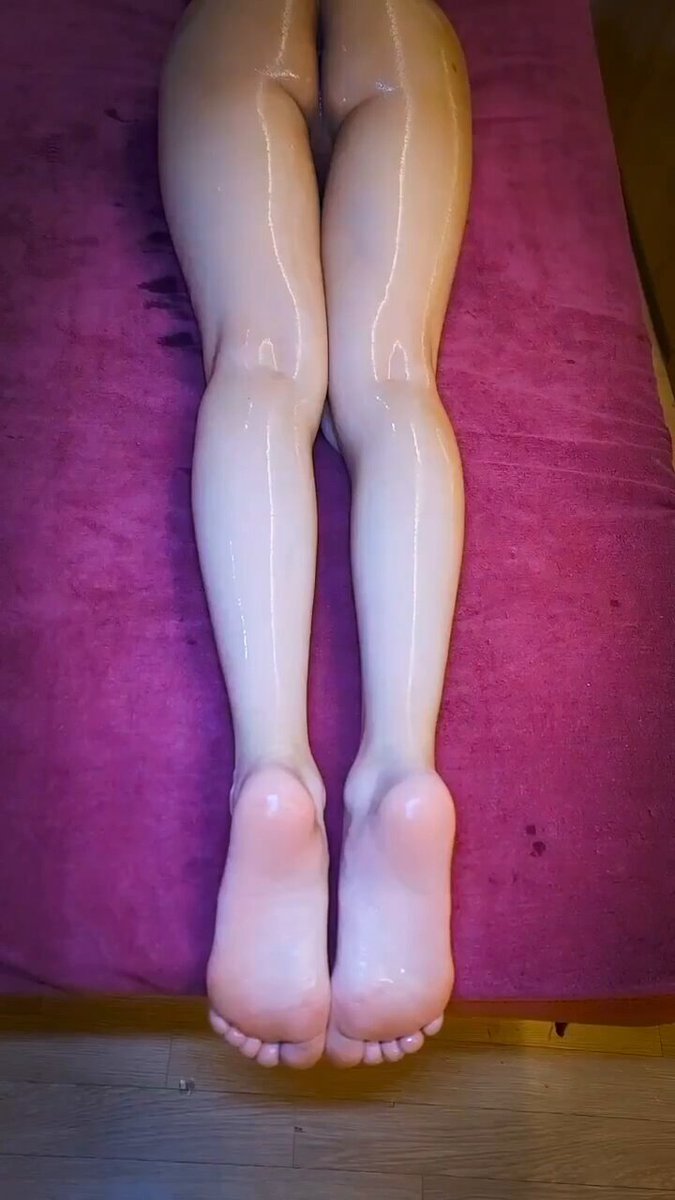 Video oleh @helpmekuromi