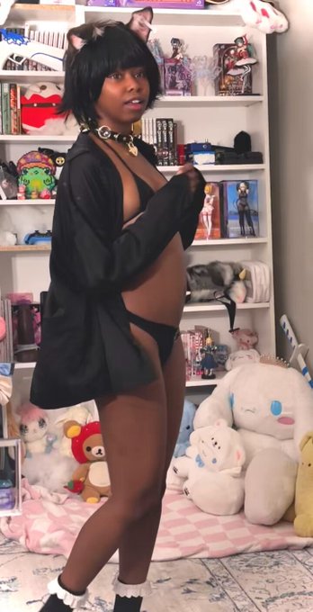 Perky jiggly puppy tits ?? Should I oil ‘em up for you~? :3 https://t.co/OWMffrgUAz