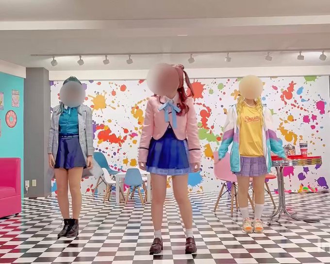 コスプレイヤー忍野しおのTwitter動画1