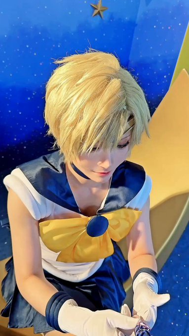 コスプレイヤー類のTwitter動画2
