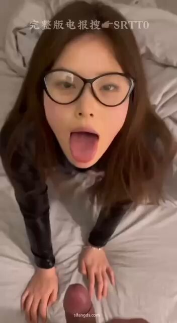 「短视频」暗网-完整视频主页置顶 【oOooo】
之前有发过
很火的之前很多人问我要
纯欲骚母狗