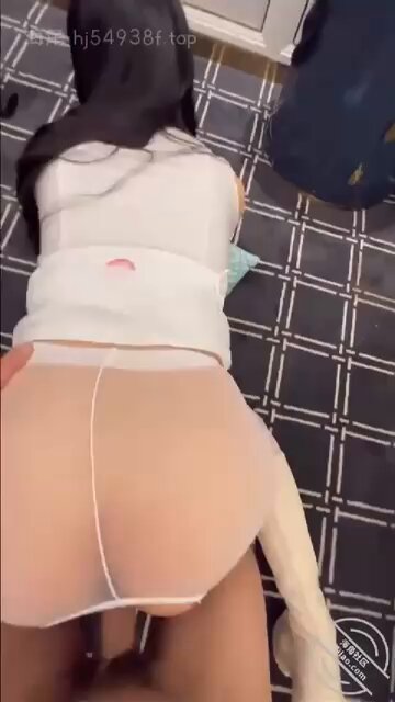姐弟趁父母不在乱伦            , page 4            