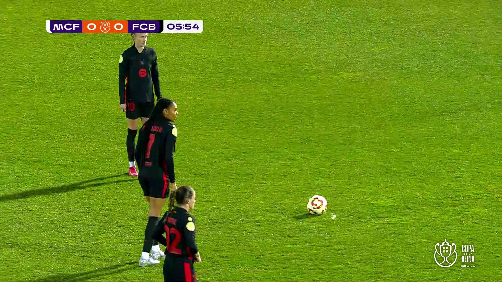 💥 ¡𝗚𝗢𝗟, 𝗚𝗢𝗟, 𝗚𝗢𝗟!Marca Pajor para abrir el marcador y poner ventaja desde los primeros compases del encuentro.🆚 @MadridCFF - @FCBfemeni I 0-1 I 6'📺 @teledeporte #CopadelaReinaIberdrola