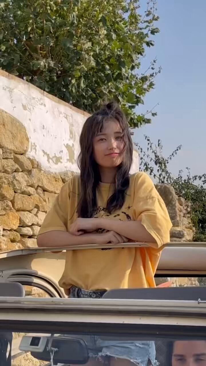 五百城 茉央 1st写真集 『未来の作り方』 特製 アザーカット ミニブック m15544445276_1.jpg?1750046356