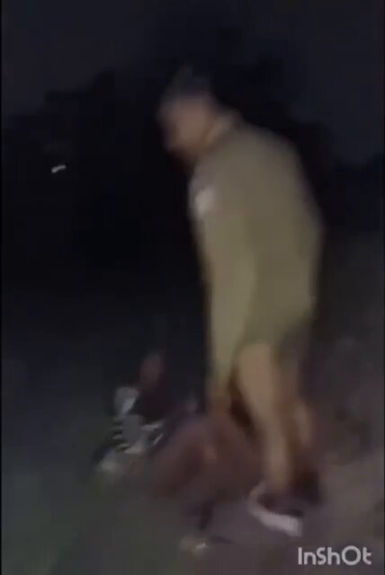 [問卦] 巴基斯坦警察強姦婦女被拍 開槍打拍攝者