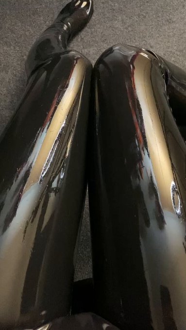 コスプレイヤーおもち(neo.omochi)のTwitter動画18