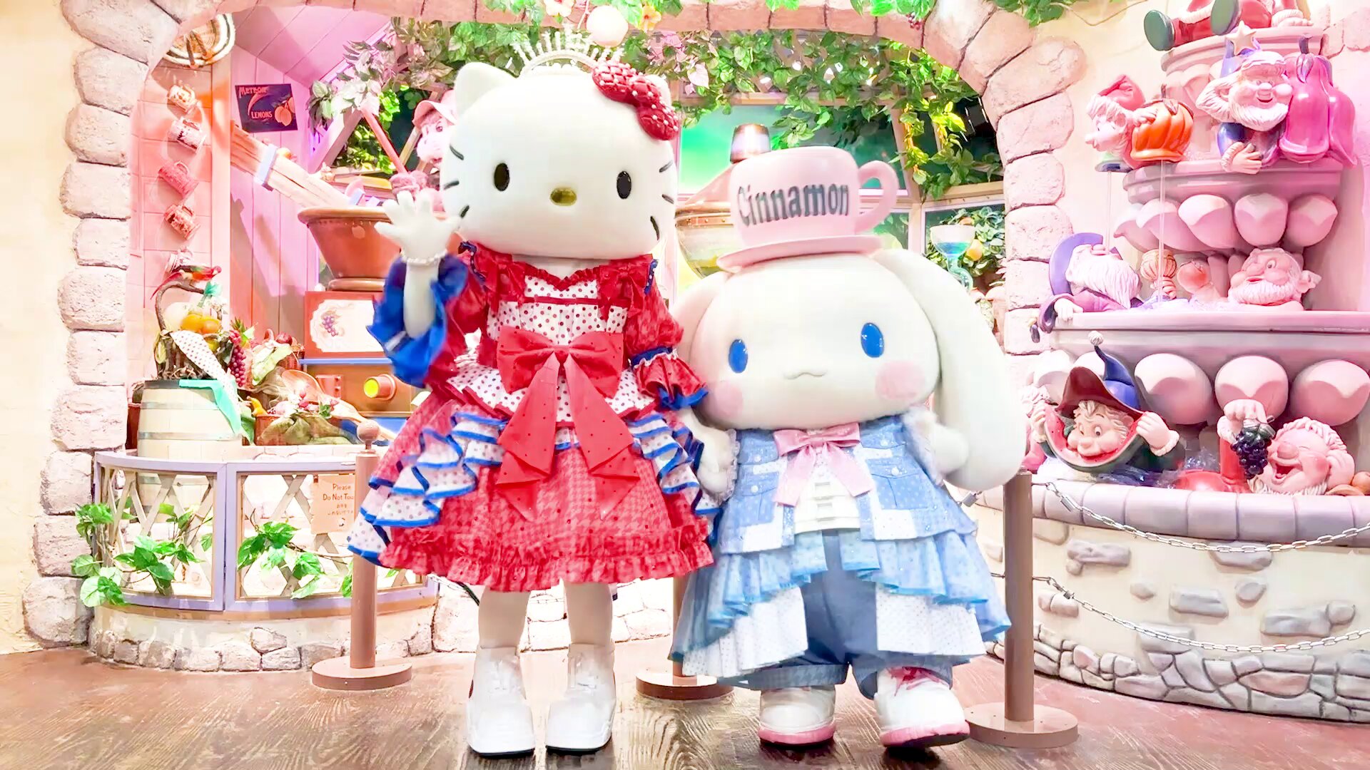 1*様 キティ ピューロランド限定 スーパーアドベンチャー西遊記 2種 最低入札 1*様 キティ ピューロランド限定 スーパーアドベンチャー西遊記