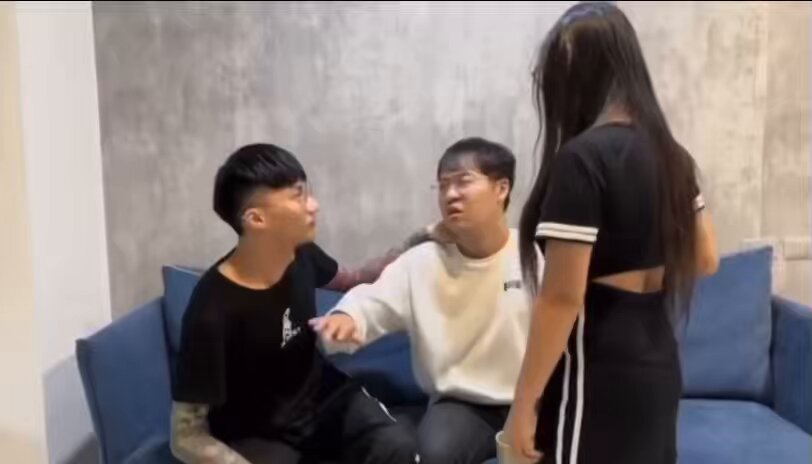 小起一初    